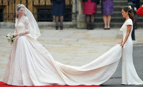 Kate Middleton Büyük Gününde İkinci Bir Gelinlik Giydi