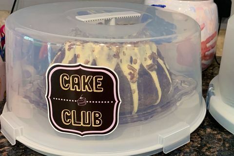pasta kulübü logolu pasta taşıyıcı