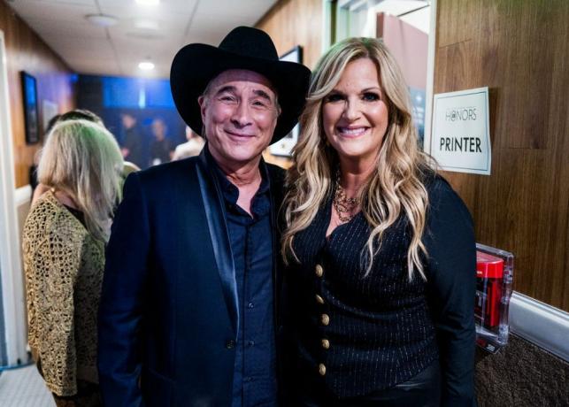 Nashville, Tennessee 23 Ağustos'ta Clint Black ve Trisha Yearwood 16. Yıllık Country Academy'ye katıldılar 23 Ağustos 2023'te Nashville, Tennessee'deki Ryman Oditoryumunda müzik ödülleri, fotoğraf: John Shearergetty acm