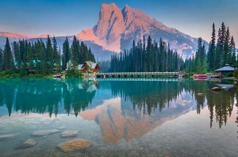 Gün batımı @ Mount Burgess ve Emerald Gölü, Yoho Milli Parkı, British Columbia, Kanada