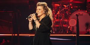 Kelly Clarkson Las Vegas'taki misafirliğinde