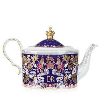 HM Kraliçe II. Elizabeth Çaydanlık